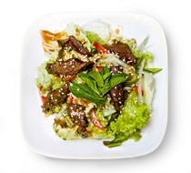 Салат с говядиной по-тайски
